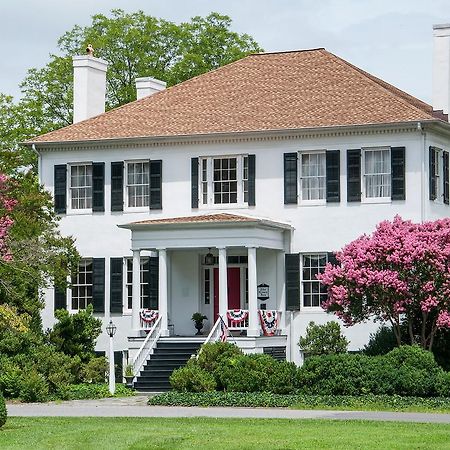 Essex Inn Tappahannock Exterior photo